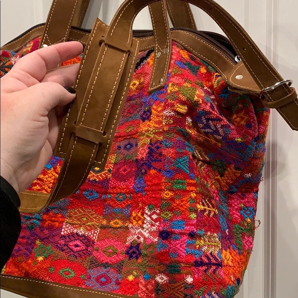 Handmade bag from Guatemala w/ bright colors - Picture 3 of 6